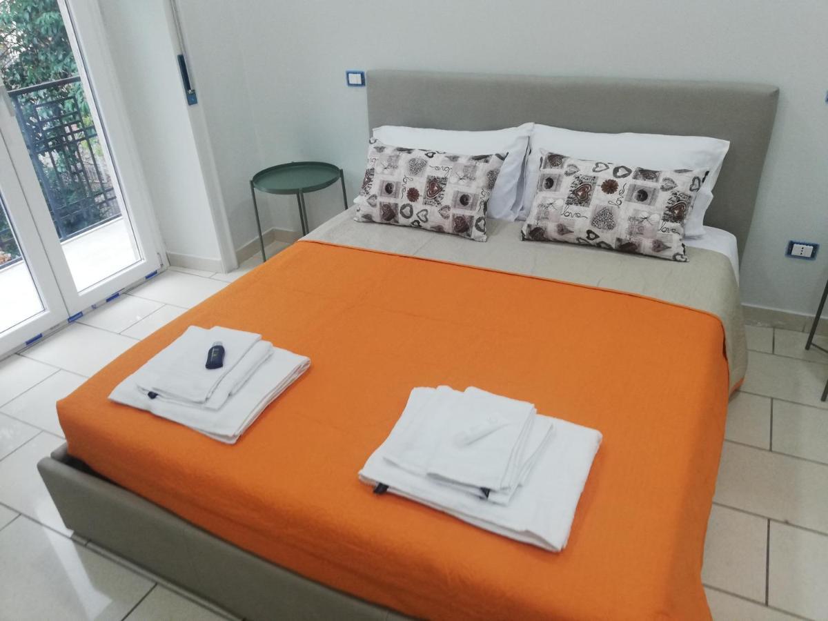 Bed and Breakfast Binario 3 à Eboli Extérieur photo